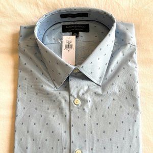 Brand New - BANANA REPUBLIC Men shirt wrinkle resistant size M in blue